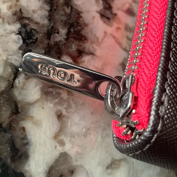 TOUS Dubai Saffiano Mini Wallet - Picture 16 of 16